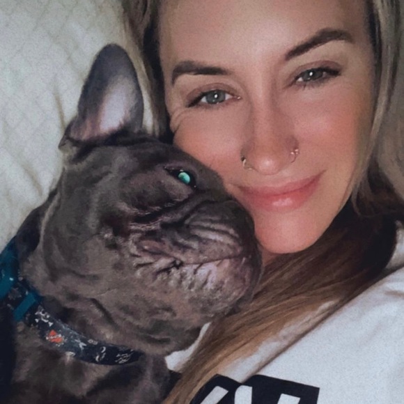 alexislennon60